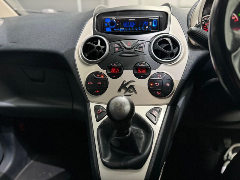 FORD KA