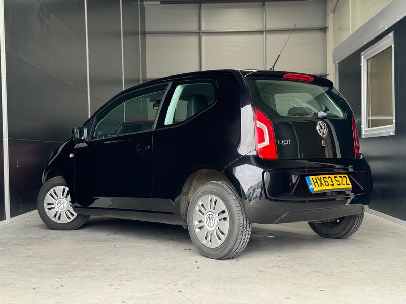 VOLKSWAGEN UP