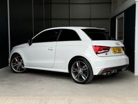 AUDI S1