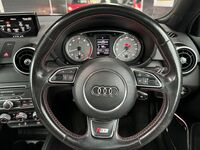 AUDI S1