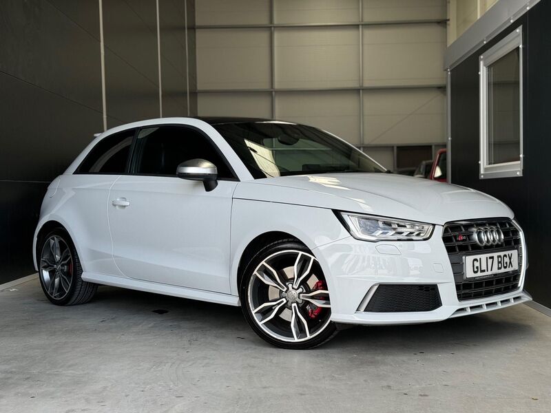 AUDI S1