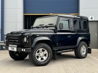 LAND ROVER DEFENDER 90