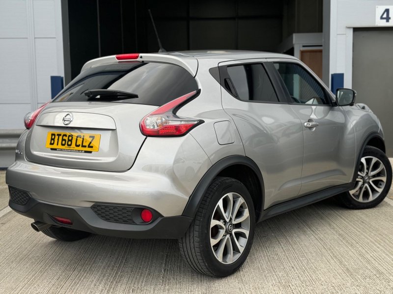 NISSAN JUKE