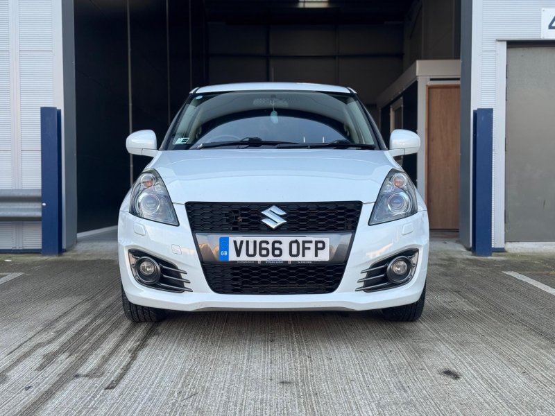 SUZUKI SWIFT