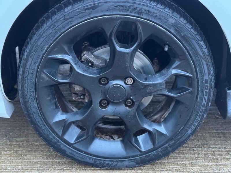 FORD FIESTA
