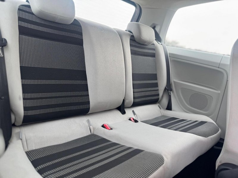 SEAT MII