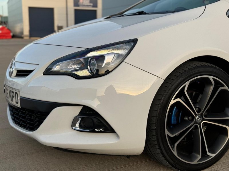 VAUXHALL ASTRA GTC